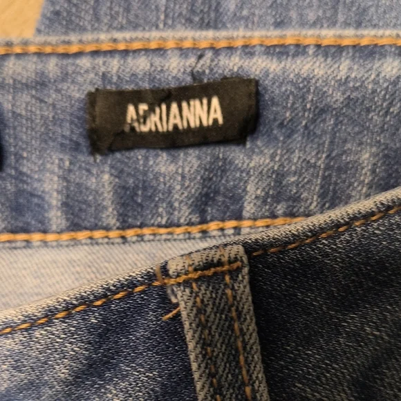 sac966 🧵1822 Adiranna Skinny Stretch Size 12 w/ 27.5" Inseam Light Blue Denim - Picture 4 of 7